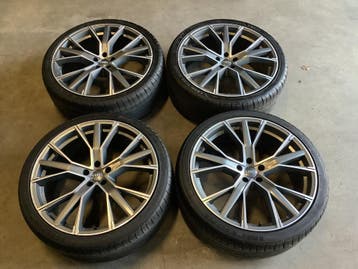 Audi Q5 SQ5 S-line 22 inch velgen + zomerbanden, Gebruikt, 265 mm, Banden en Velgen, Overige maten
