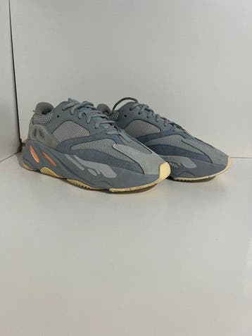 Yeezy - Yeezy Boost 700 - Sneakers - Maat: EU 41.5 - Nieuw, Nieuw