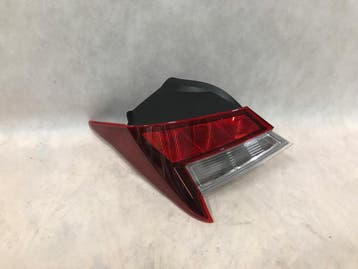 Hyundai Elantra VII 2020 achterlicht links lamp 92401AA000, Verzenden, Gebruikt