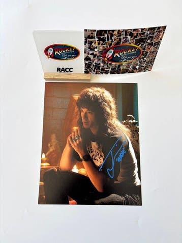 Stranger Things - Signed by Joseph Quinn, Verzamelen, Nieuw