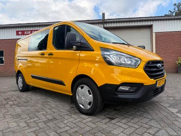 Ford Transit Custom 340 2.0 TDCI L2H1 Trend DC 130PK airco c, Gebruikt, Euro 6, Geel, Ford