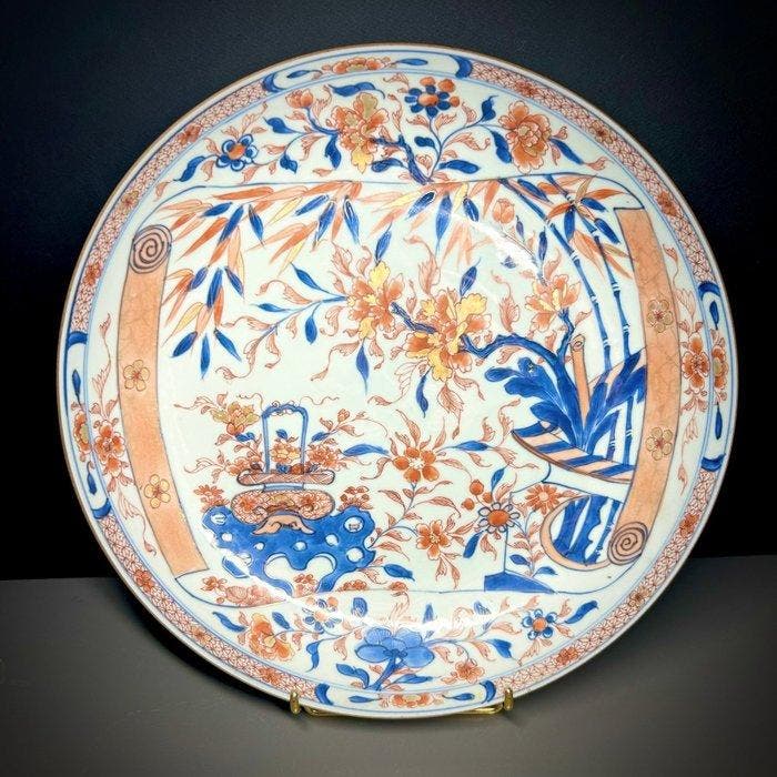 ANTIEKE CHINESE VERGULD IMARI CONCAAF DIENPLAAT / BORD, IN, Antiek en Kunst, Antiek | Overige Antiek