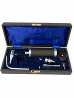 Medisch optisch instrument - ophtalmoscope Coffret médical