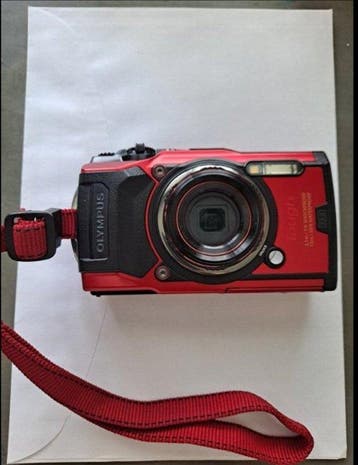 Olympus Thpugh TG-6 Digitale compact camera, Nieuw