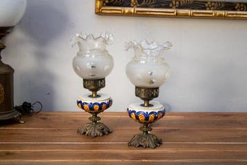 Nachtlampje (2) - olielampstijl - Keramiek, Messing, Glas -