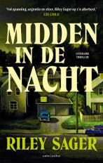 Midden In De Nacht 9789026369629 Riley Sager, Boeken, Ophalen of Verzenden, Nieuw, Riley Sager