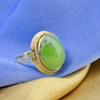 Gouden ring met Jade, Sieraden, Tassen en Uiterlijk, Ringen, Gebruikt, Overige kleuren, Ophalen of Verzenden, 17 tot 18
