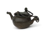 Een bronzen lavabo, 16e eeuw