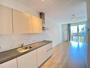 Te huur: Appartement Laakweg in Den Haag, Den Haag, Appartement, Zuid-Holland