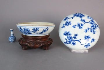 Kangxi, 17th Century - Doos - Grote pruimenbloesem doos en