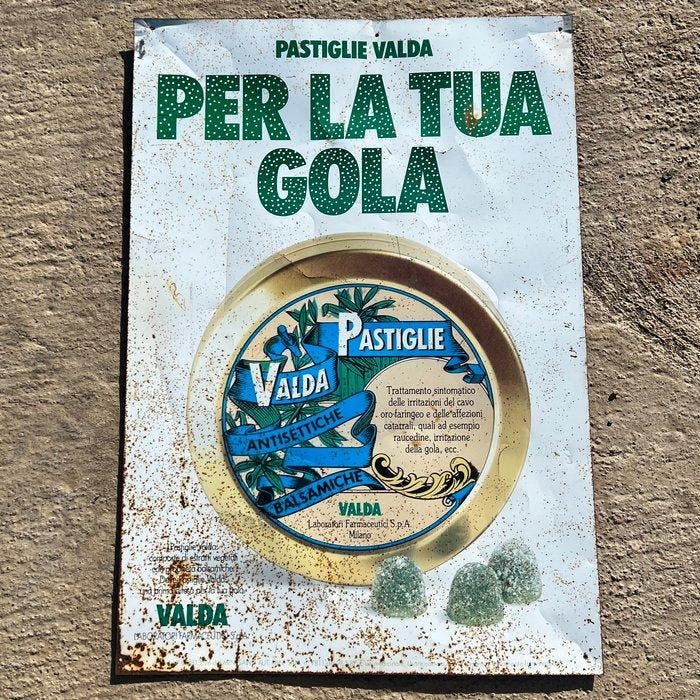 Pastiglie Valda - grote metalen reclamebord - Reclamebord -, Antiek en Kunst, Antiek | Wandborden en Tegels