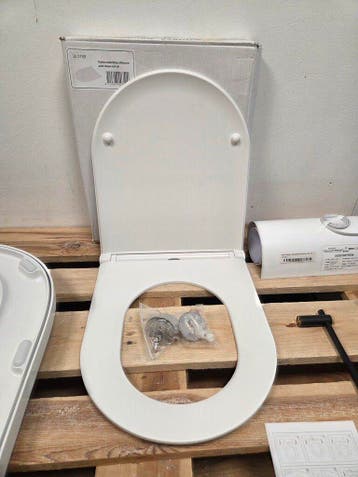 Flatline toiletzitting 44 x 36 cm softclose en quick release, Ophalen of Verzenden, Nieuw, Toilet
