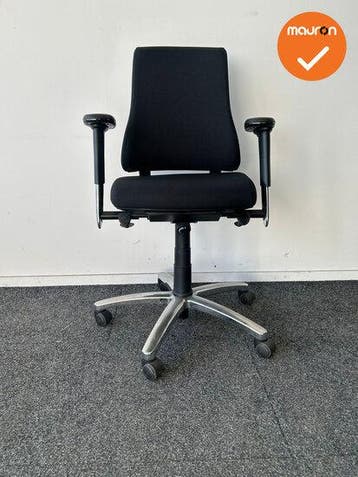 BMA Axia 2.2 - 8N 2D armpads - hoge rug - zwarte stofferi..., Werkplek, Ophalen of Verzenden, Gebruikt, Stoel