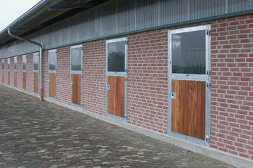 Staldeur voor paardenstal | paddockdeur | paardenstal deur, Dieren en Toebehoren, Stalling, 4 paarden of pony's of meer
