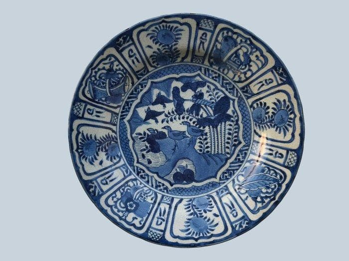 Een grote museum-kwaliteit Japans blauw-wit, Antiek en Kunst, Antiek | Overige Antiek