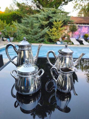 Gallia Christofle - Koffie- en theeservies (4) - Verzilverd,