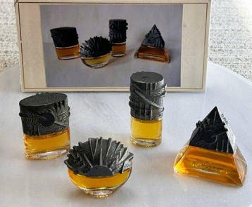 Arnaldo Pomodoro (1926) - sculptuur, Profumi - codice, Antiek en Kunst