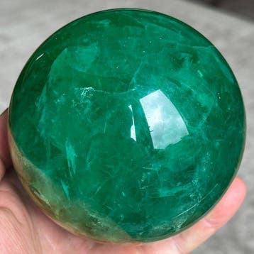 Fluoriet Fine polished green fluorite large Quality sphere -