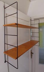 Wandrek - Oorspronkelijk DDR-String-regaal, jaren 1950/60 -