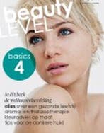 Boek Beauty level basics 4: De Wellnessbehandeling 978949127, Verzenden, Zo goed als nieuw
