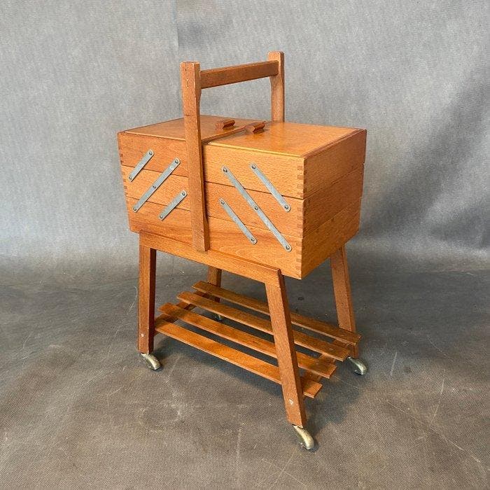 Naaidoos - Hout, Antiek en Kunst, Kunst | Designobjecten