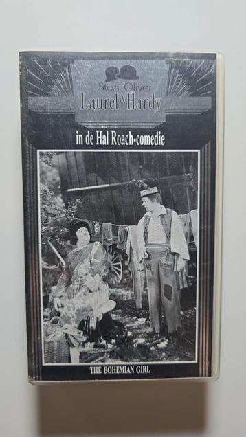 LAUREL & HARDY THE BOHEMIAN GIRL (IN SEAL) (VHS), Cd's en Dvd's, VHS | Film, Verzenden, Gebruikt