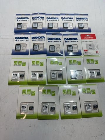 Ca. 19x SD + Micro SD kaarten 16, 32, 64 en 128 GB, Computers en Software, Nieuw