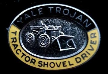 Yale Trojan broche -, Verzamelen, Speldjes, Pins en Buttons, Verzenden, Nieuw, Transport, Speldje of Pin