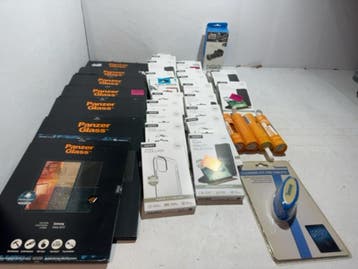 Partij met diverse accessoires voor smartphones en tablet, Nieuw