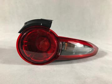 Mazda MX-5 ND 15- rechter achterlicht LED Europa, Auto-onderdelen, Verzenden, Gebruikt