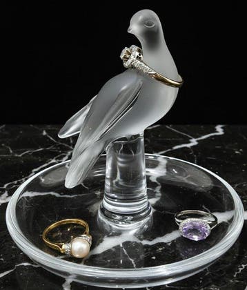 Lalique - Sieradendoos - Colombe - Kristal - Baguier