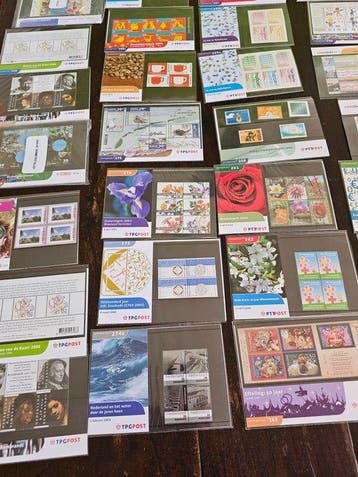 Nederland 2002/2009 - Flinke hoeveelheid postzegelmapjes, Gestempeld