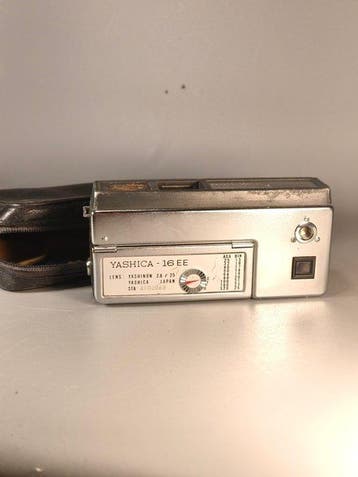 Yashica Yashica-16 EE Analoge camera, Nieuw
