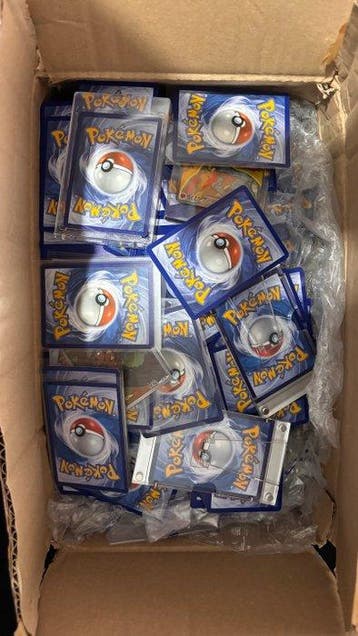 Pokémon - 2500 Mixed collection - Various sets, Nieuw