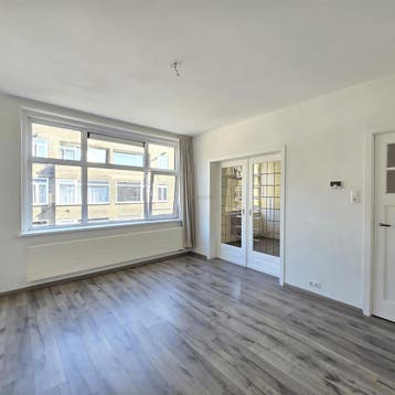 Appartement in Rotterdam gevonden voor €2195,- pm, Huizen en Kamers, Huizen te huur, Rotterdam, Direct bij eigenaar, Appartement