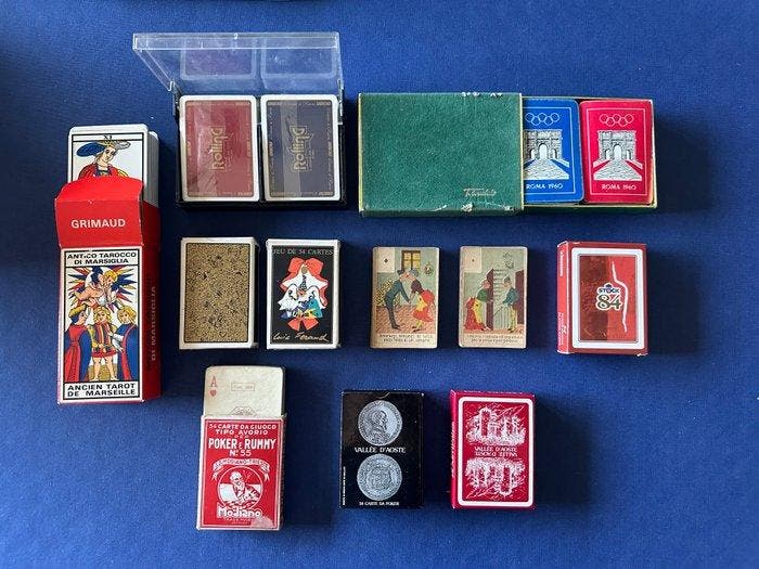 Speelkaarten - Zeldzaamheid 1860/1977 - 4 dubbele decks en 4, Antiek en Kunst, Antiek | Boeken en Bijbels