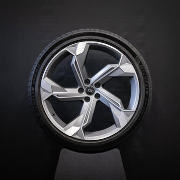 Audi SQ8 Etron 22 Inch Zomerbanden 285/35/22 Origineel, Gebruikt, 285 mm, Banden en Velgen, Overige maten