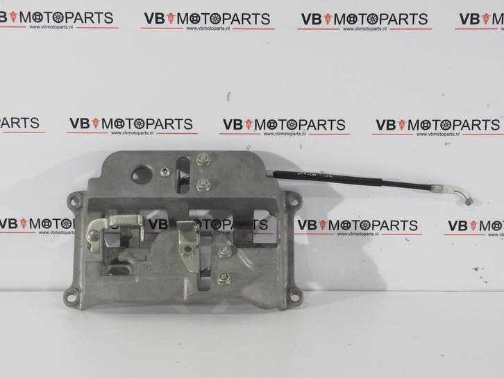 Yamaha Tracer 900 Sluiting slot zadel, Motoren, Onderdelen | Yamaha, Ophalen of Verzenden