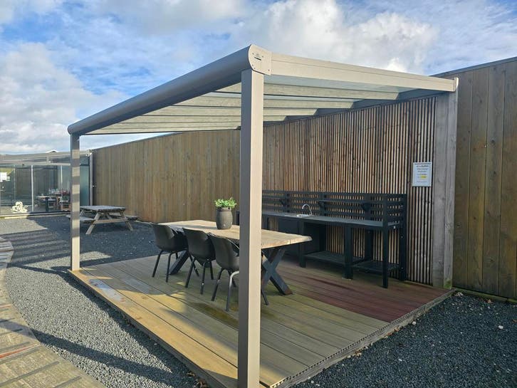 Showmodel Verasol Greenline terrasoverkapping 450 x 350 cm, Tuin en Terras, Overkappingen, Ophalen