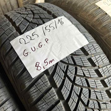 2 x Goodyear 225-55-16 Winterbanden 8,5mm, Auto-onderdelen, Banden en Velgen, Gebruikt, 16 inch, Band(en), Personenwagen