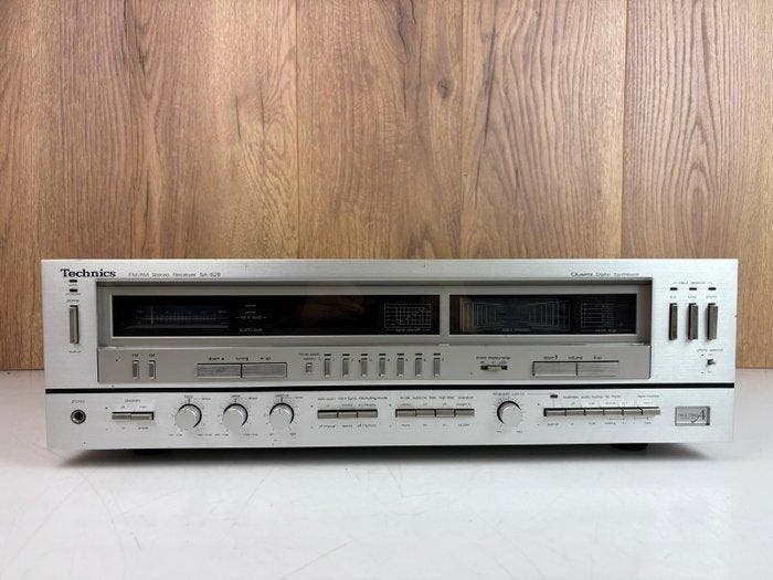 Technics - SA-828 Solid state stereo receiver, Audio, Tv en Foto, Radio's