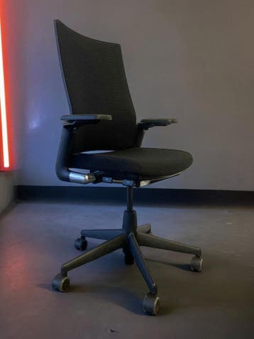 Ahrend 2020 extra verta Bureaustoelen - Kleur naar keuze!, Verzenden, Ergonomisch, Zo goed als nieuw, Bureaustoel