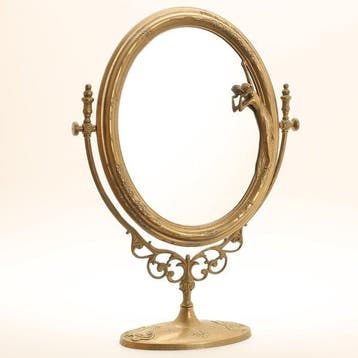 Een fraaie Art-Nouveau style bronzen kapspiegel -