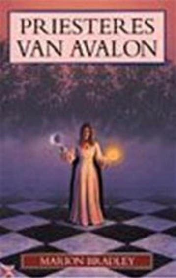 Priesteres van Avalon / Avalonserie / 4 9789022530030, Verzenden, Zo goed als nieuw, Marion Zimmer Zimmer Bradley