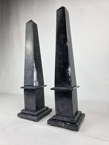 sculptuur, Coppia di Obelischi Neoclassici XX Sec. - 36.5 cm