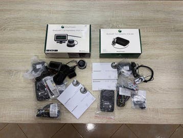 Sony Ericsson HCB-700 & HCB-300 - Mobiele telefoon (2) - In, Nieuw