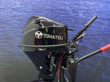 Tohatsu 6 is nu 8pk buitenboordmotor, 5 tot 10 pk, Viertaktmotor, Ophalen of Verzenden, Zo goed als nieuw