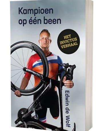 Kampioen op één been | 9789492107190 | Edwin de Wolf, Zo goed als nieuw, Edwin de Wolf