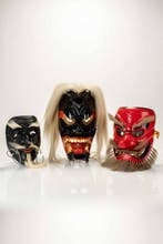 Mask - Hout, Drie houten theatermaskers waarop Okina, een