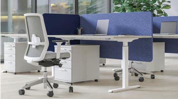 B-Active zit/sta bureau | 140 x 80cm | Houtgroep 2, Nieuw